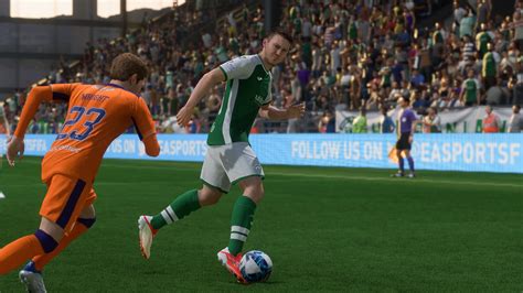 How to do the McGeady spin in FIFA 23 .